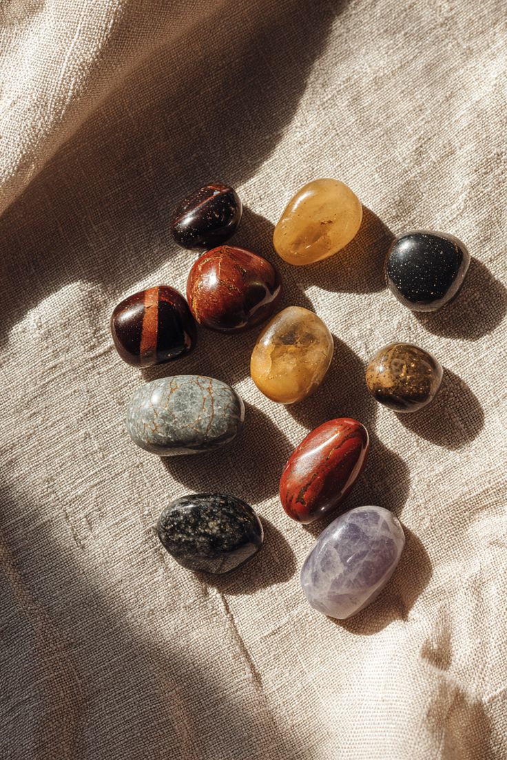 Crystal Bracelets: A Beginner's Guide | Shakti & Stars